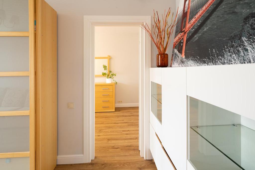 Cozy 2 Bedroom Apartment In Riga Centre Exterior photo
